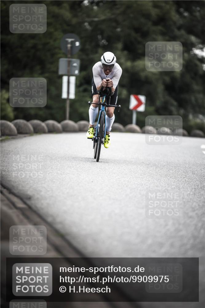 21.06.2026 - 29. Vierlanden-Triathlon H.Heesch http://msf.ph/oto/9909975 21.06.2026 09:30:14 Radfahren 118, 119, 174 meine-sportfotos.de