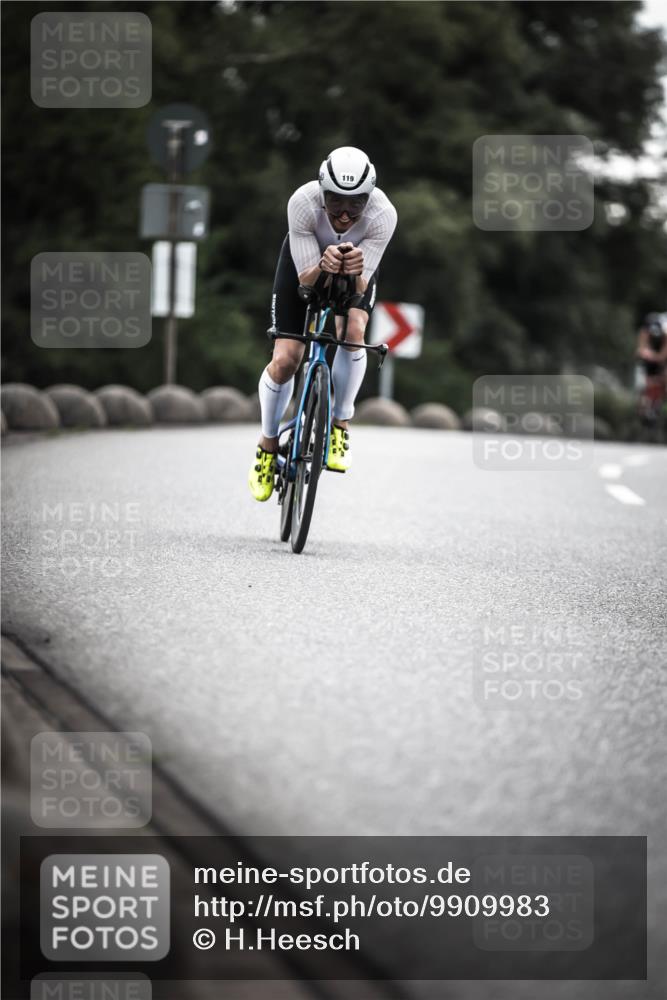 21.06.2026 - 29. Vierlanden-Triathlon H.Heesch http://msf.ph/oto/9909983 21.06.2026 09:30:14 Radfahren 118, 119, 174 meine-sportfotos.de