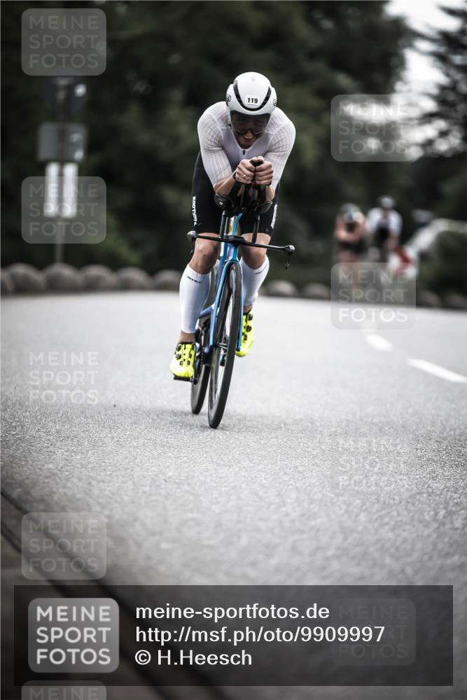 21.06.2026 - 29. Vierlanden-Triathlon H.Heesch http://msf.ph/oto/9909997 21.06.2026 09:30:15 Radfahren 80, 118, 119, 133, 174 meine-sportfotos.de