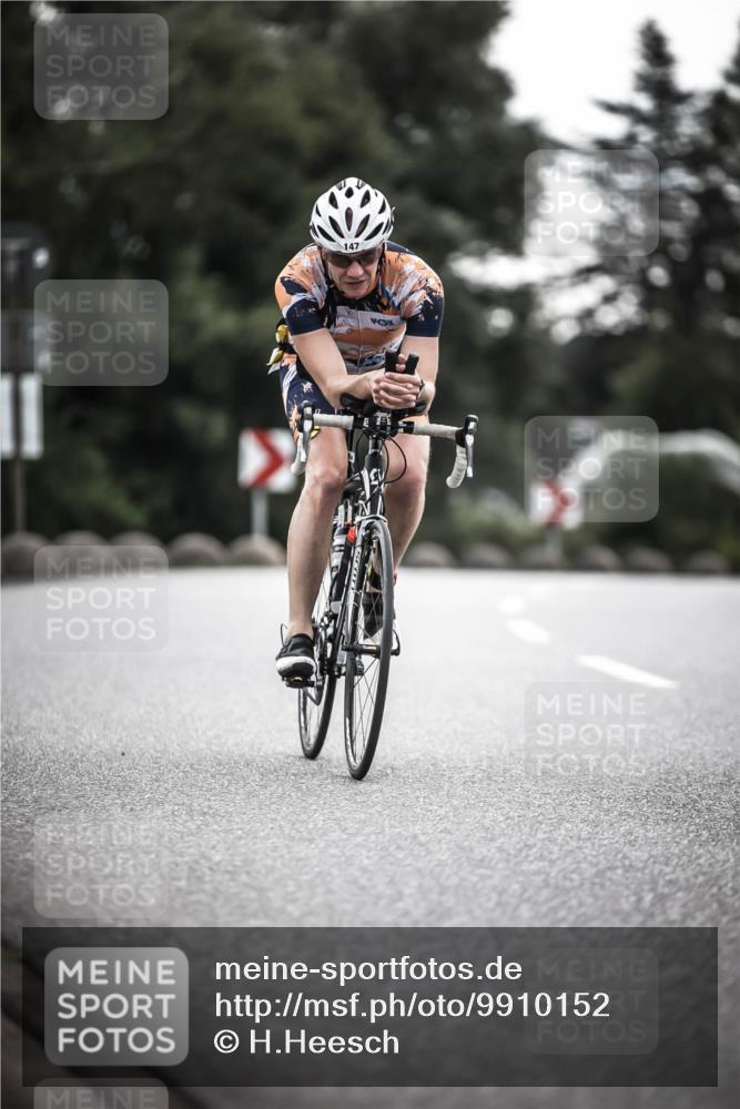 21.06.2026 - 29. Vierlanden-Triathlon H.Heesch http://msf.ph/oto/9910152 21.06.2026 09:30:41 Radfahren 147, 159, 248 meine-sportfotos.de