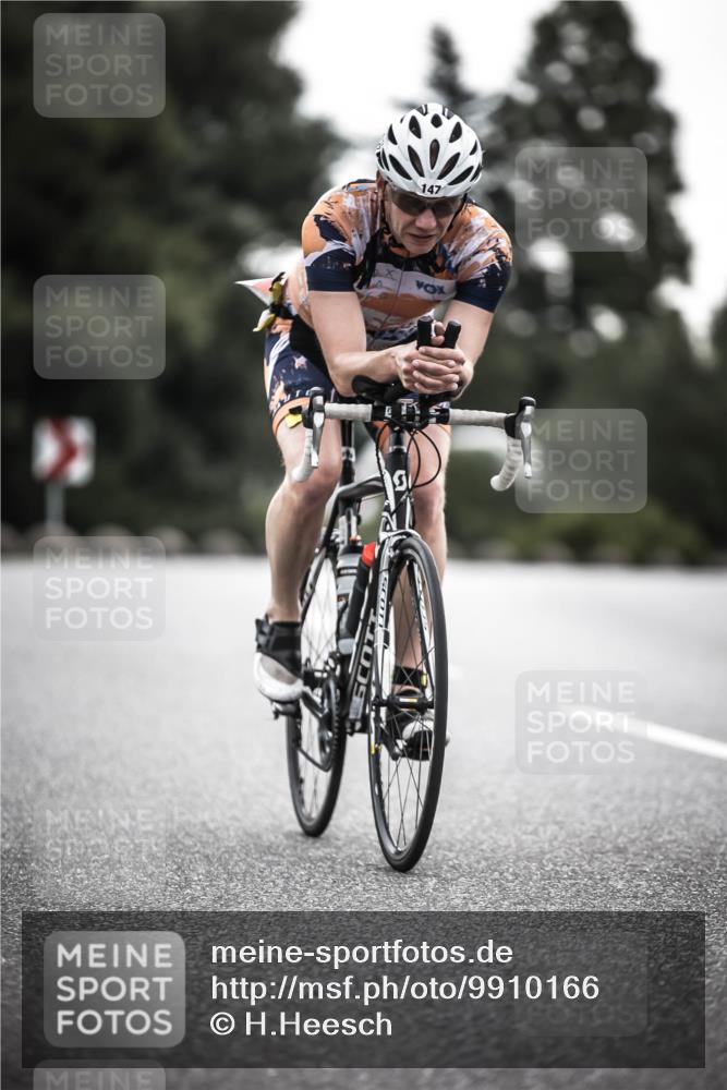 21.06.2026 - 29. Vierlanden-Triathlon H.Heesch http://msf.ph/oto/9910166 21.06.2026 09:30:41 Radfahren 147, 159, 248 meine-sportfotos.de