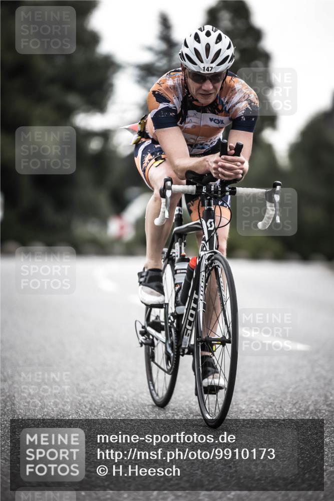 21.06.2026 - 29. Vierlanden-Triathlon H.Heesch http://msf.ph/oto/9910173 21.06.2026 09:30:41 Radfahren 147, 159, 248 meine-sportfotos.de