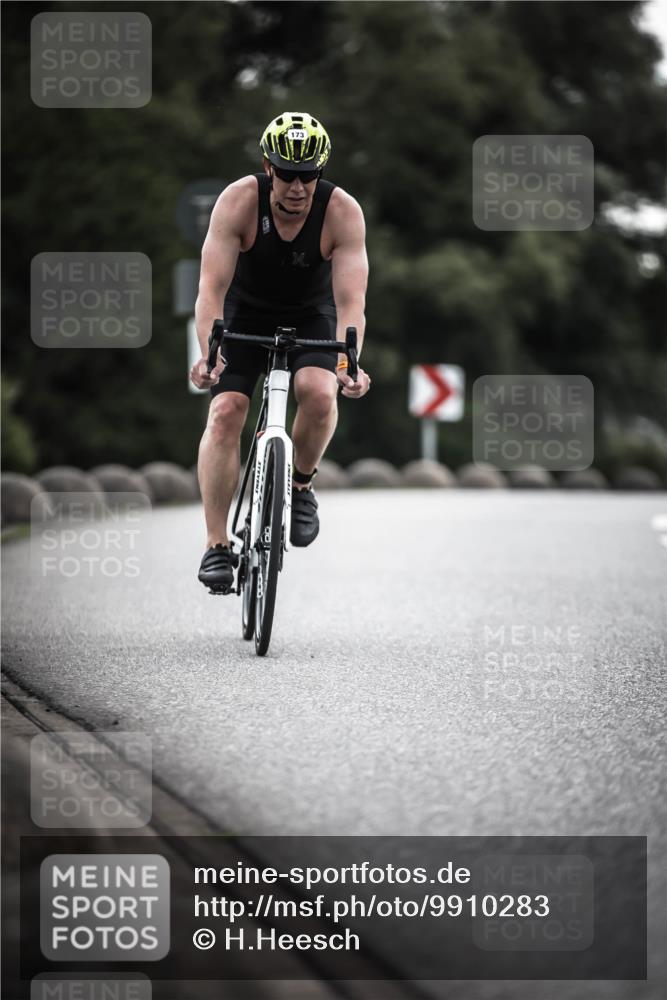 21.06.2026 - 29. Vierlanden-Triathlon H.Heesch http://msf.ph/oto/9910283 21.06.2026 09:31:26 Radfahren 89, 171, 173 meine-sportfotos.de