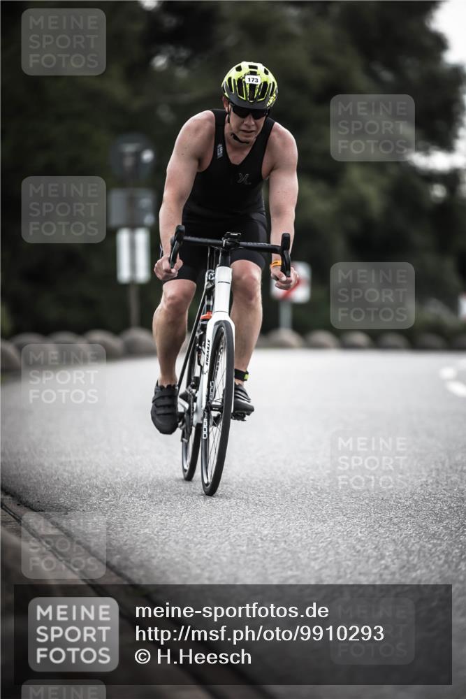 21.06.2026 - 29. Vierlanden-Triathlon H.Heesch http://msf.ph/oto/9910293 21.06.2026 09:31:26 Radfahren 89, 171, 173 meine-sportfotos.de