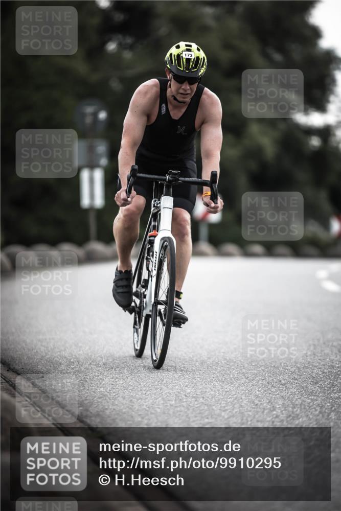 21.06.2026 - 29. Vierlanden-Triathlon H.Heesch http://msf.ph/oto/9910295 21.06.2026 09:31:26 Radfahren 89, 171, 173 meine-sportfotos.de