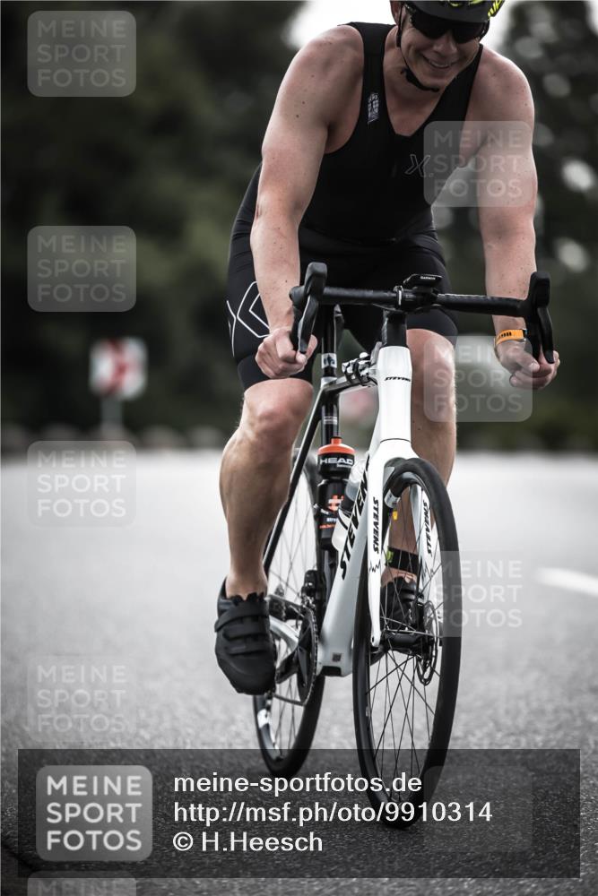 21.06.2026 - 29. Vierlanden-Triathlon H.Heesch http://msf.ph/oto/9910314 21.06.2026 09:31:27 Radfahren 89, 171, 173 meine-sportfotos.de
