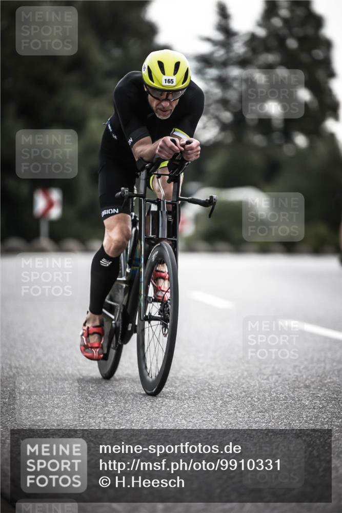 21.06.2026 - 29. Vierlanden-Triathlon H.Heesch http://msf.ph/oto/9910331 21.06.2026 09:31:41 Radfahren 165 meine-sportfotos.de