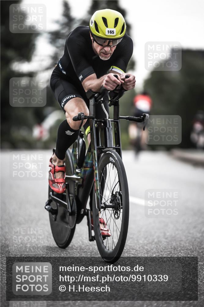 21.06.2026 - 29. Vierlanden-Triathlon H.Heesch http://msf.ph/oto/9910339 21.06.2026 09:31:41 Radfahren 165 meine-sportfotos.de