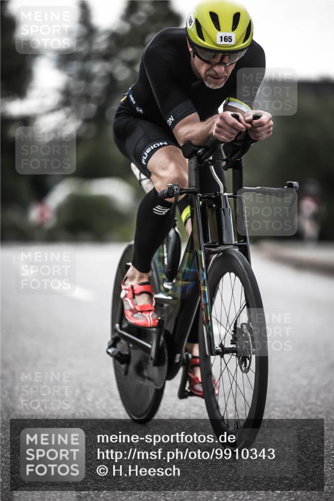 21.06.2026 - 29. Vierlanden-Triathlon H.Heesch http://msf.ph/oto/9910343 21.06.2026 09:31:42 Radfahren 165 meine-sportfotos.de