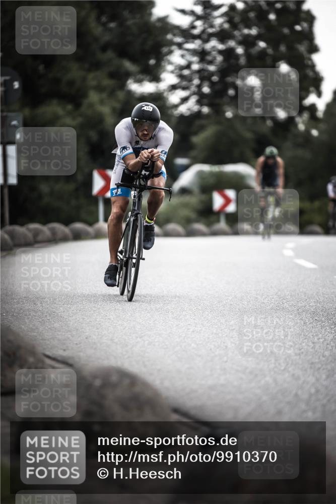 21.06.2026 - 29. Vierlanden-Triathlon H.Heesch http://msf.ph/oto/9910370 21.06.2026 09:32:06 Radfahren 50, 126, 131, 175, 205, 220, 275 meine-sportfotos.de