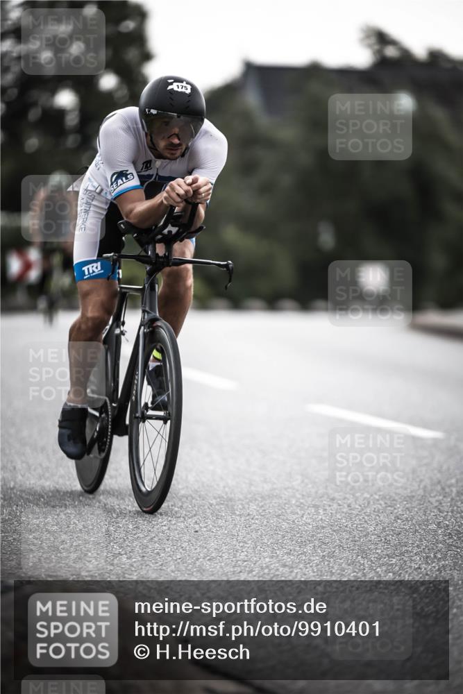 21.06.2026 - 29. Vierlanden-Triathlon H.Heesch http://msf.ph/oto/9910401 21.06.2026 09:32:06 Radfahren 50, 126, 131, 175, 205, 220, 275 meine-sportfotos.de