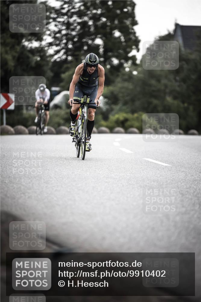 21.06.2026 - 29. Vierlanden-Triathlon H.Heesch http://msf.ph/oto/9910402 21.06.2026 09:32:08 Radfahren 48, 131, 175, 205, 220, 275 meine-sportfotos.de