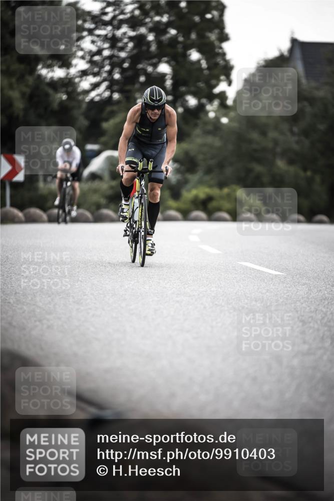 21.06.2026 - 29. Vierlanden-Triathlon H.Heesch http://msf.ph/oto/9910403 21.06.2026 09:32:08 Radfahren 48, 131, 175, 205, 220, 275 meine-sportfotos.de