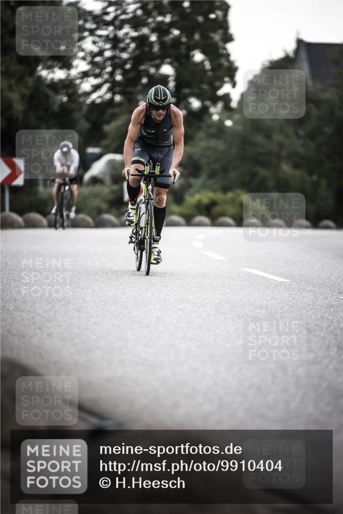 21.06.2026 - 29. Vierlanden-Triathlon H.Heesch http://msf.ph/oto/9910404 21.06.2026 09:32:08 Radfahren 48, 131, 175, 205, 220, 275 meine-sportfotos.de