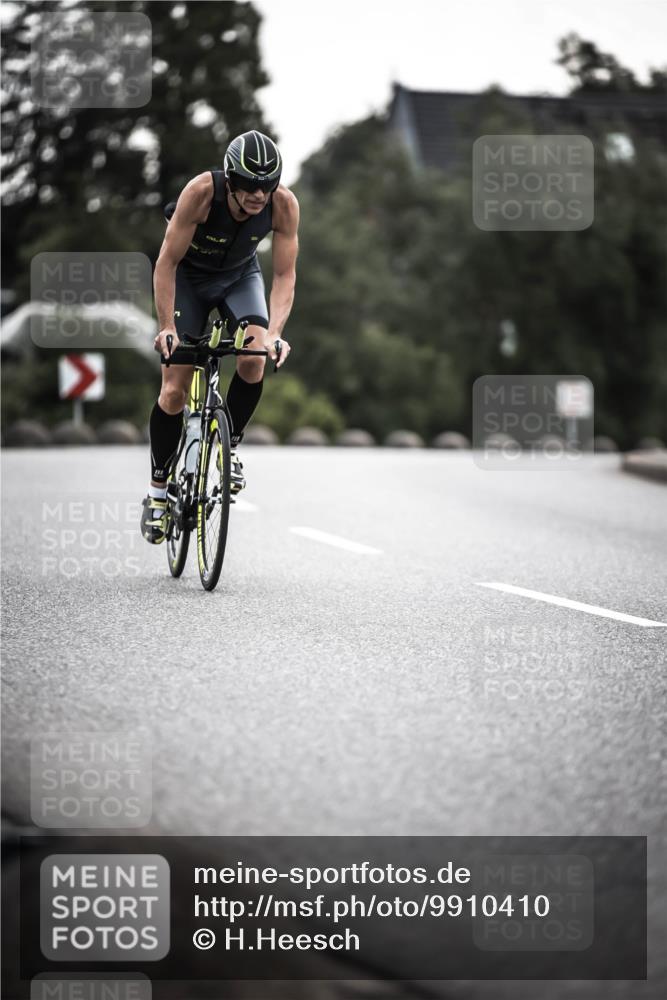 21.06.2026 - 29. Vierlanden-Triathlon H.Heesch http://msf.ph/oto/9910410 21.06.2026 09:32:09 Radfahren 48, 131, 175, 205, 220, 275 meine-sportfotos.de