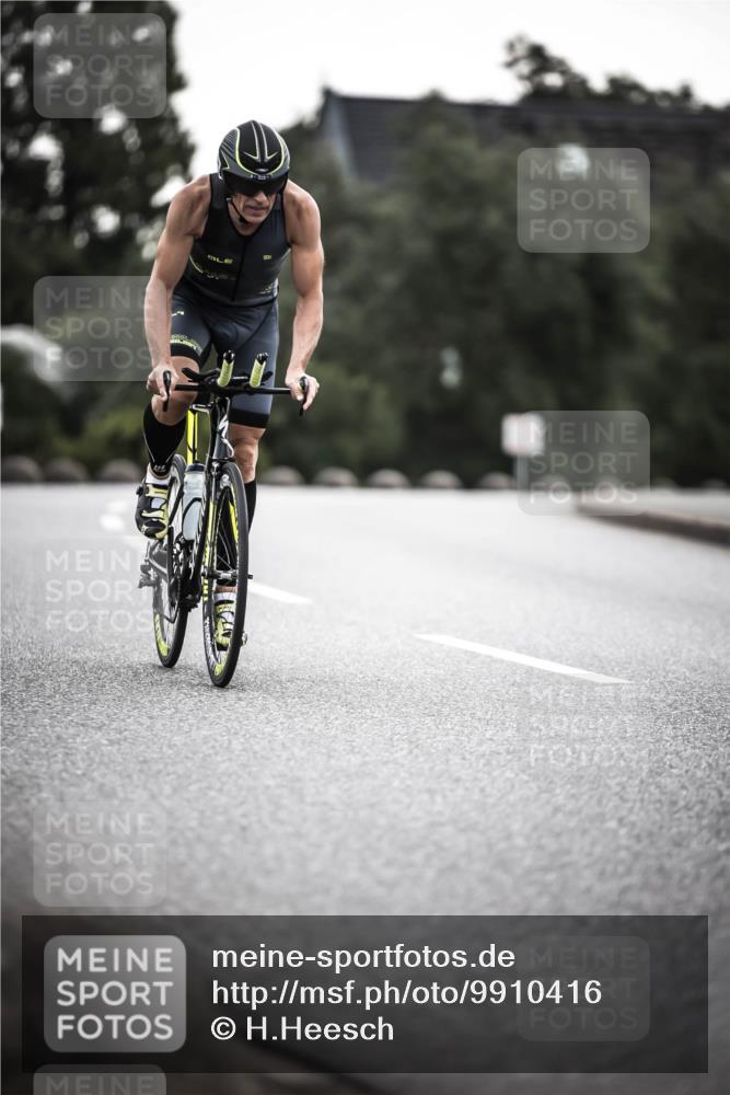 21.06.2026 - 29. Vierlanden-Triathlon H.Heesch http://msf.ph/oto/9910416 21.06.2026 09:32:09 Radfahren 48, 131, 175, 205, 220, 275 meine-sportfotos.de