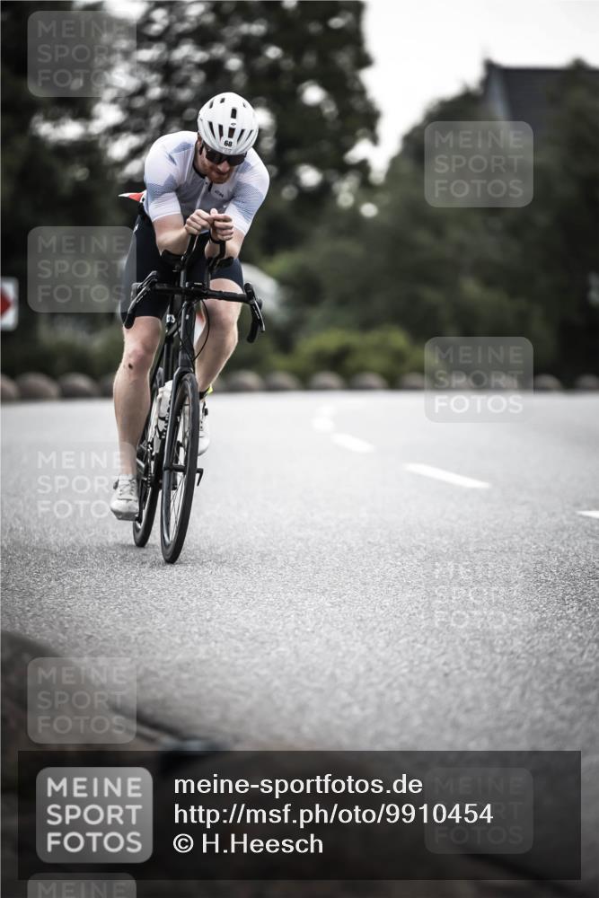 21.06.2026 - 29. Vierlanden-Triathlon H.Heesch http://msf.ph/oto/9910454 21.06.2026 09:33:16 Radfahren 68 meine-sportfotos.de