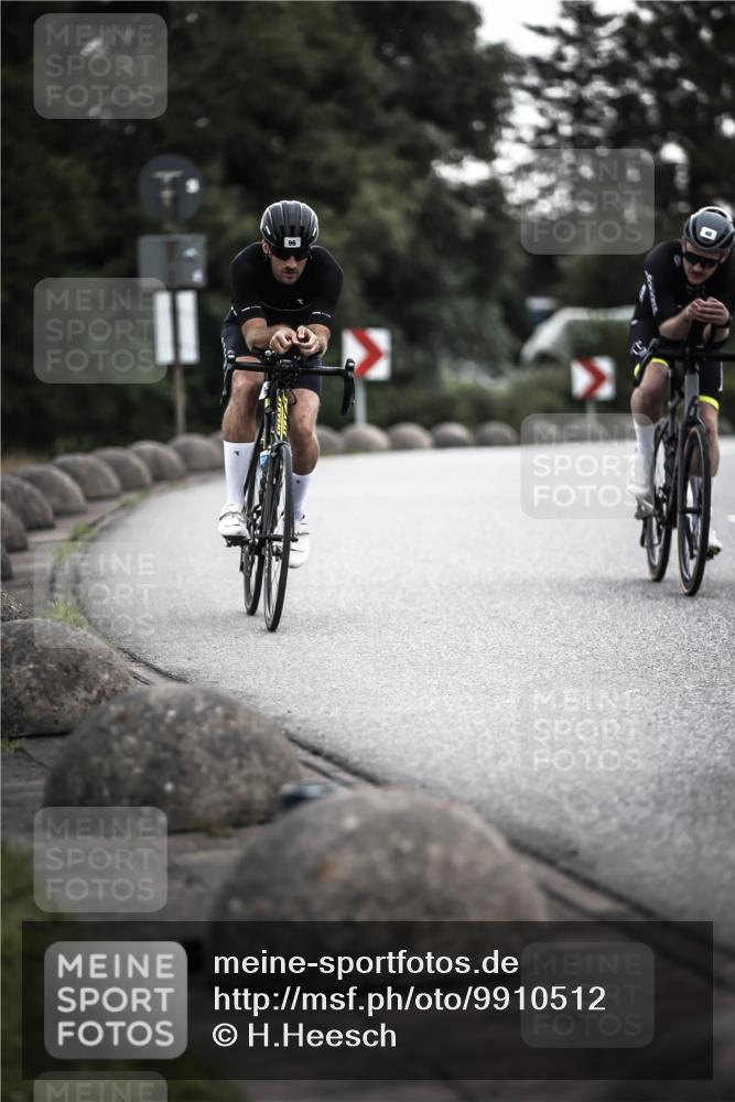 21.06.2026 - 29. Vierlanden-Triathlon H.Heesch http://msf.ph/oto/9910512 21.06.2026 09:33:56 Radfahren 40, 47, 96, 101, 153, 187 meine-sportfotos.de