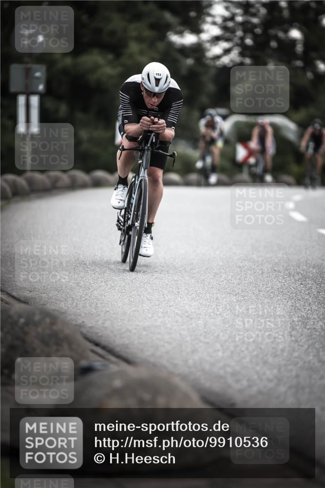 21.06.2026 - 29. Vierlanden-Triathlon H.Heesch http://msf.ph/oto/9910536 21.06.2026 09:34:02 Radfahren 39, 44, 47, 70, 153 meine-sportfotos.de