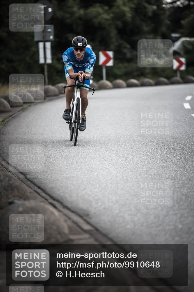 21.06.2026 - 29. Vierlanden-Triathlon H.Heesch http://msf.ph/oto/9910648 21.06.2026 09:35:37 Radfahren 9, 120, 139, 157, 179 meine-sportfotos.de
