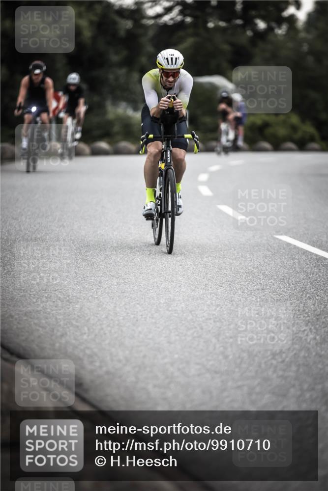 21.06.2026 - 29. Vierlanden-Triathlon H.Heesch http://msf.ph/oto/9910710 21.06.2026 09:35:49 Radfahren 105, 122, 161, 198, 270, 279 meine-sportfotos.de