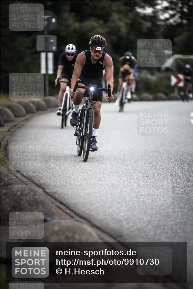 21.06.2026 - 29. Vierlanden-Triathlon H.Heesch http://msf.ph/oto/9910730 21.06.2026 09:35:51 Radfahren 86, 105, 122, 161, 198, 270, 279 meine-sportfotos.de