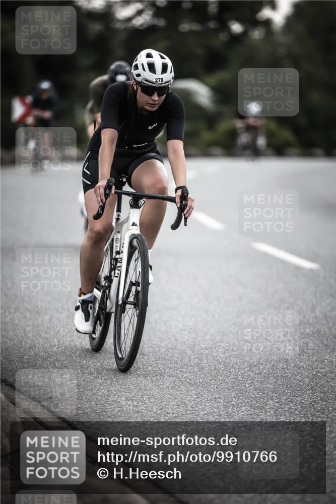 21.06.2026 - 29. Vierlanden-Triathlon H.Heesch http://msf.ph/oto/9910766 21.06.2026 09:35:53 Radfahren 86, 90, 105, 122, 161, 176, 198, 200, 270, 279 meine-sportfotos.de