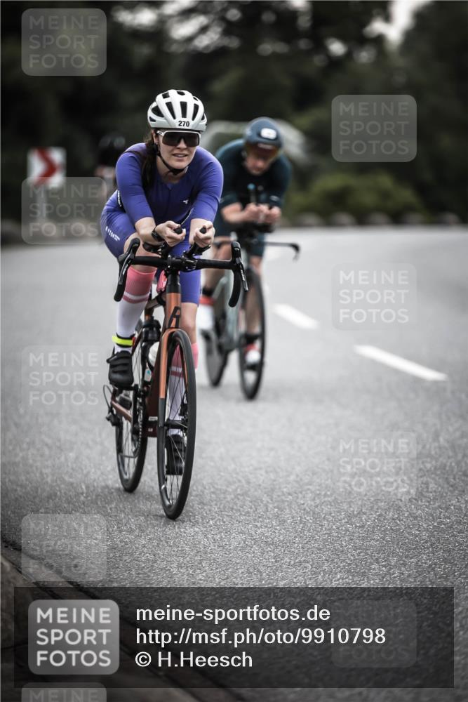 21.06.2026 - 29. Vierlanden-Triathlon H.Heesch http://msf.ph/oto/9910798 21.06.2026 09:35:56 Radfahren 75, 86, 90, 105, 161, 176, 198, 200, 270, 279 meine-sportfotos.de