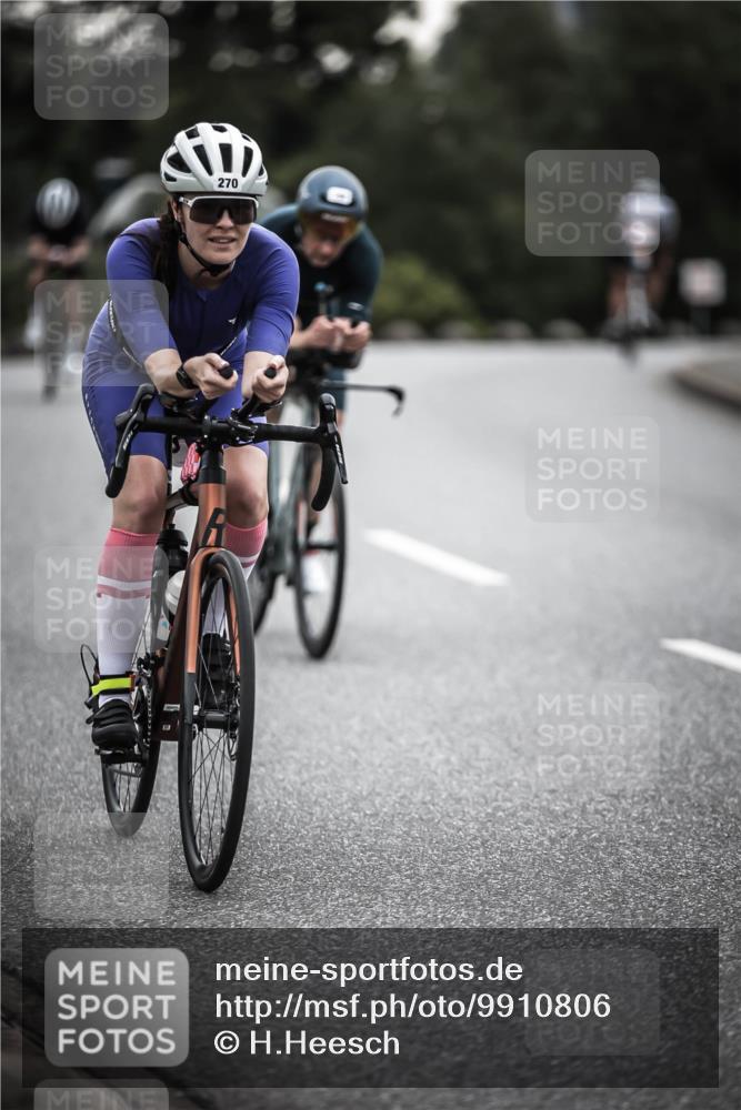 21.06.2026 - 29. Vierlanden-Triathlon H.Heesch http://msf.ph/oto/9910806 21.06.2026 09:35:56 Radfahren 75, 86, 90, 105, 161, 176, 198, 200, 270, 279 meine-sportfotos.de
