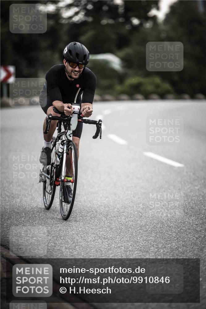 21.06.2026 - 29. Vierlanden-Triathlon H.Heesch http://msf.ph/oto/9910846 21.06.2026 09:36:00 Radfahren 75, 86, 90, 176, 200 meine-sportfotos.de