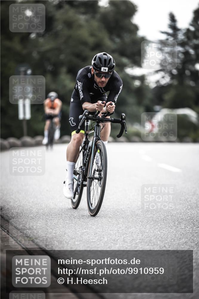 21.06.2026 - 29. Vierlanden-Triathlon H.Heesch http://msf.ph/oto/9910959 21.06.2026 09:26:25 Radfahren 55, 78, 106, 269 meine-sportfotos.de