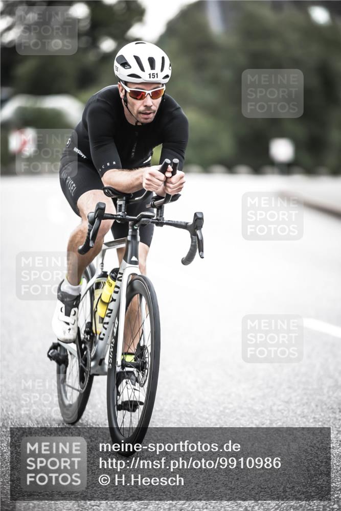 21.06.2026 - 29. Vierlanden-Triathlon H.Heesch http://msf.ph/oto/9910986 21.06.2026 09:36:39 Radfahren 58, 60, 151 meine-sportfotos.de