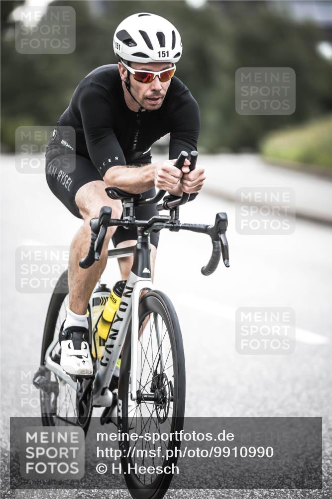 21.06.2026 - 29. Vierlanden-Triathlon H.Heesch http://msf.ph/oto/9910990 21.06.2026 09:36:40 Radfahren 58, 60, 151 meine-sportfotos.de