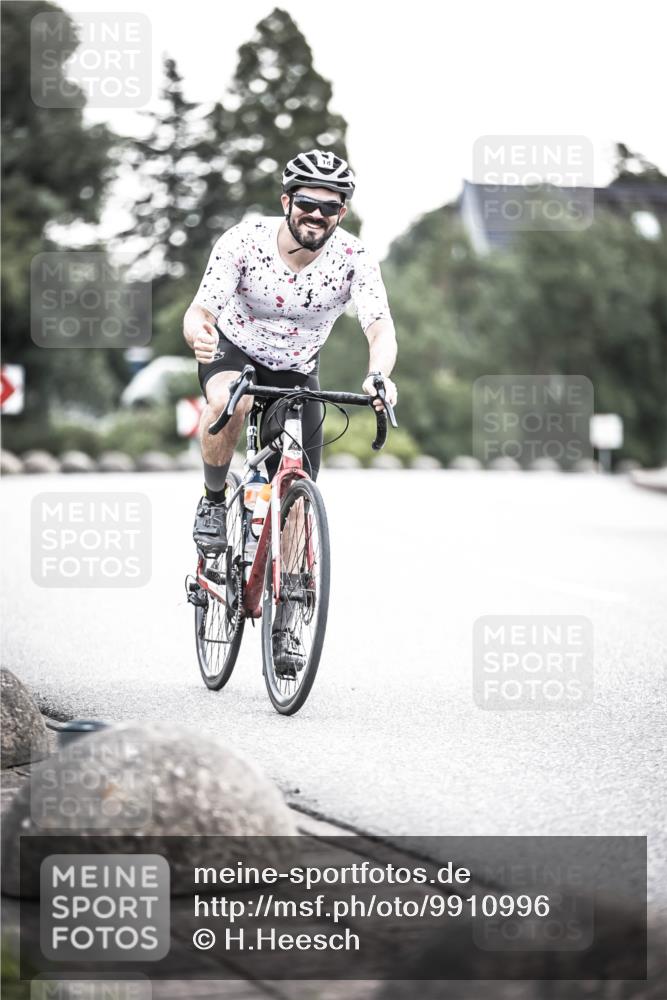 21.06.2026 - 29. Vierlanden-Triathlon H.Heesch http://msf.ph/oto/9910996 21.06.2026 09:36:47 Radfahren 18 meine-sportfotos.de