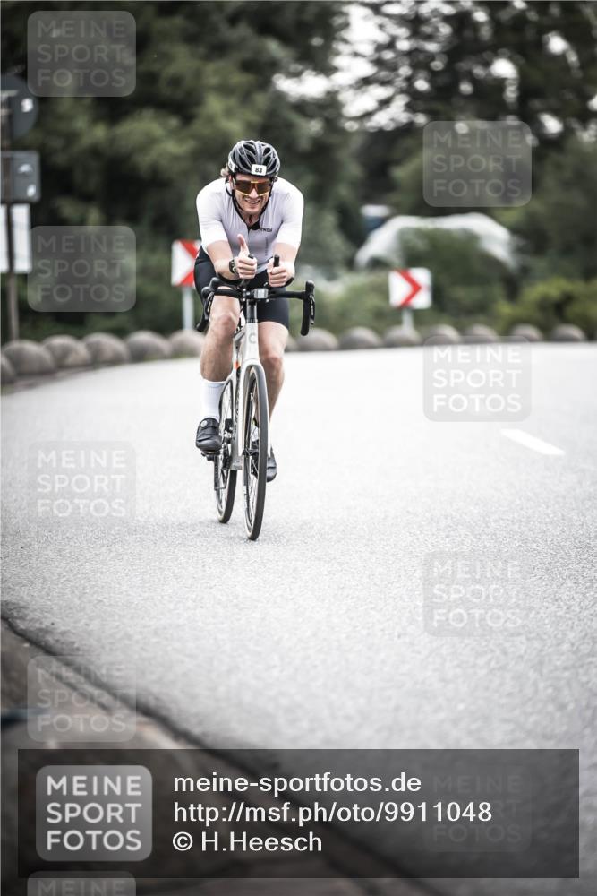 21.06.2026 - 29. Vierlanden-Triathlon H.Heesch http://msf.ph/oto/9911048 21.06.2026 09:37:07 Radfahren 83 meine-sportfotos.de