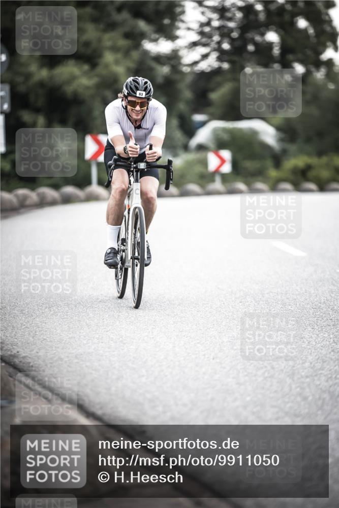 21.06.2026 - 29. Vierlanden-Triathlon H.Heesch http://msf.ph/oto/9911050 21.06.2026 09:37:07 Radfahren 83 meine-sportfotos.de