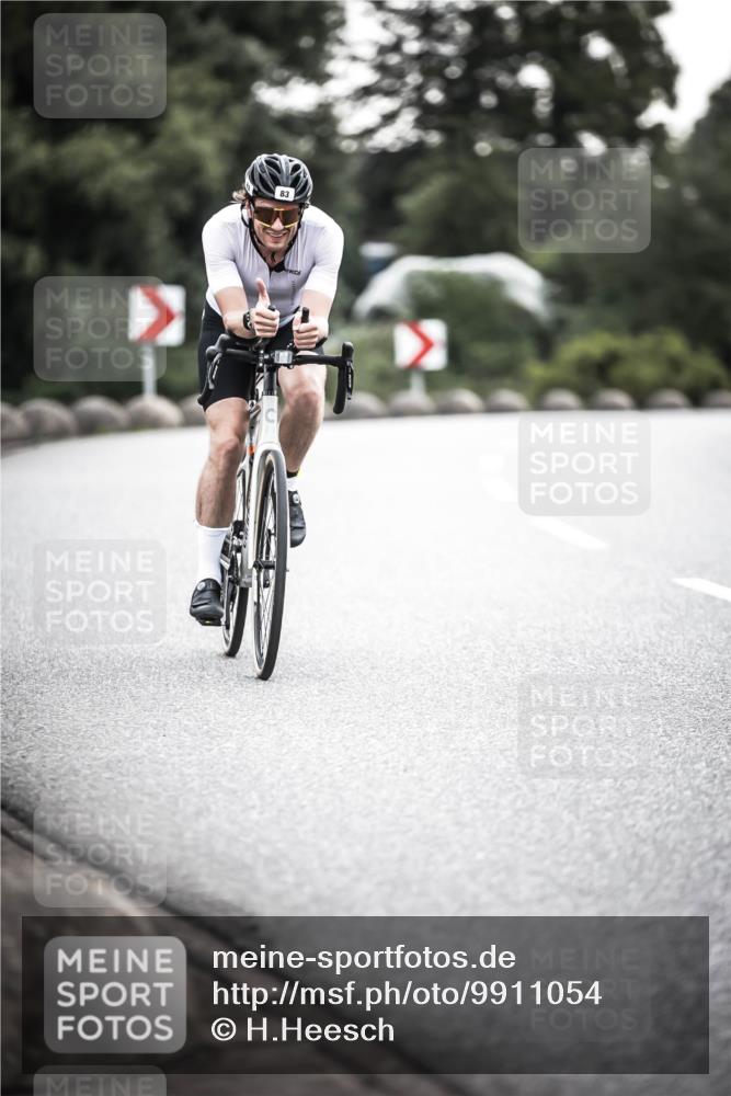 21.06.2026 - 29. Vierlanden-Triathlon H.Heesch http://msf.ph/oto/9911054 21.06.2026 09:37:07 Radfahren 83 meine-sportfotos.de