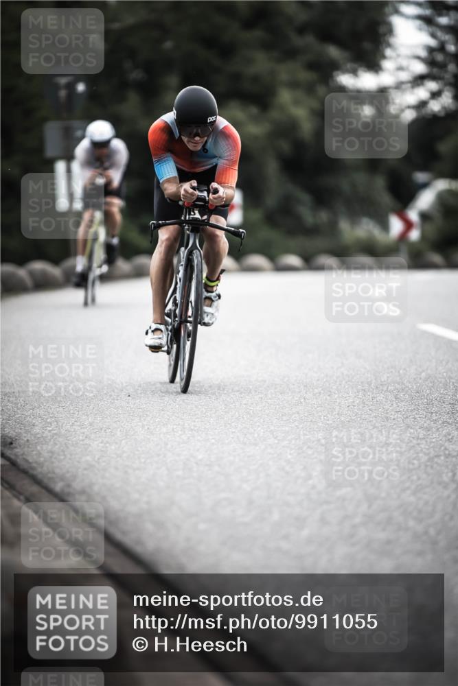 21.06.2026 - 29. Vierlanden-Triathlon H.Heesch http://msf.ph/oto/9911055 21.06.2026 09:26:59 Radfahren 75, 197, 1355 meine-sportfotos.de