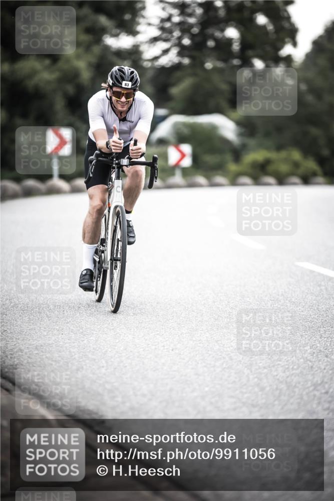 21.06.2026 - 29. Vierlanden-Triathlon H.Heesch http://msf.ph/oto/9911056 21.06.2026 09:37:07 Radfahren 83 meine-sportfotos.de