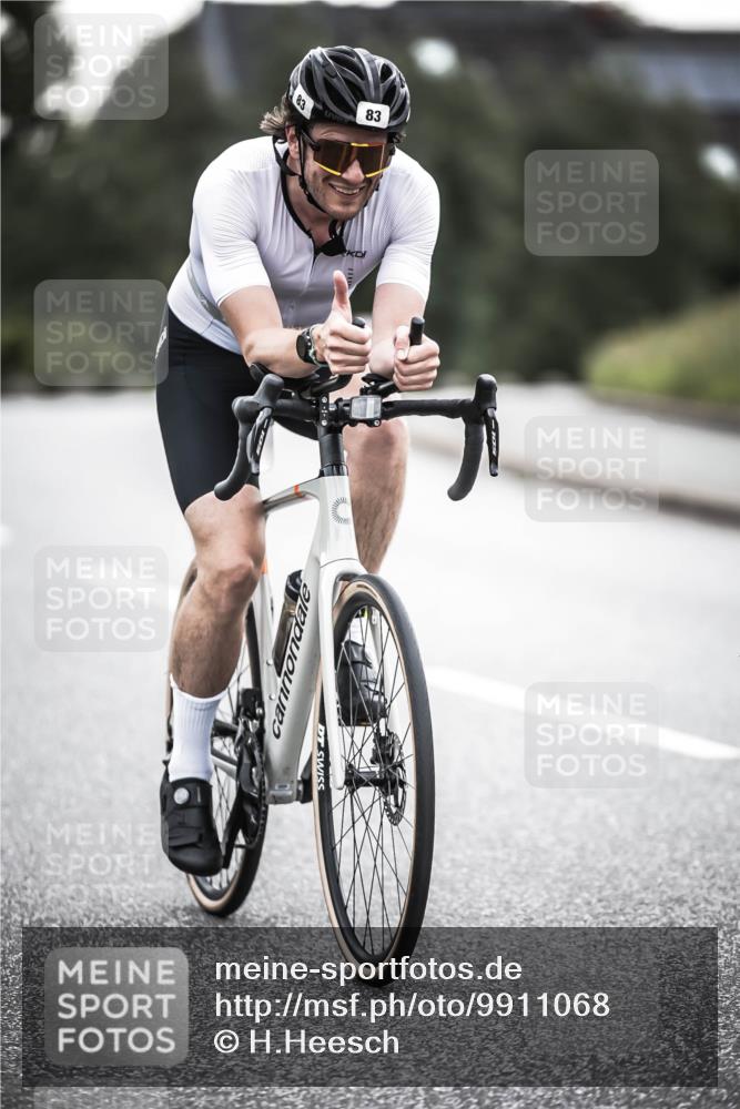 21.06.2026 - 29. Vierlanden-Triathlon H.Heesch http://msf.ph/oto/9911068 21.06.2026 09:37:08 Radfahren 83, 261 meine-sportfotos.de