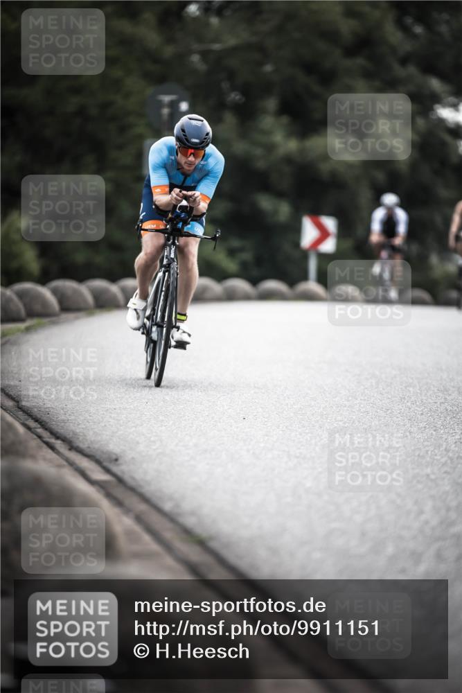 21.06.2026 - 29. Vierlanden-Triathlon H.Heesch http://msf.ph/oto/9911151 21.06.2026 09:27:19 Radfahren 27, 43, 56, 86, 103, 139, 157, 179 meine-sportfotos.de