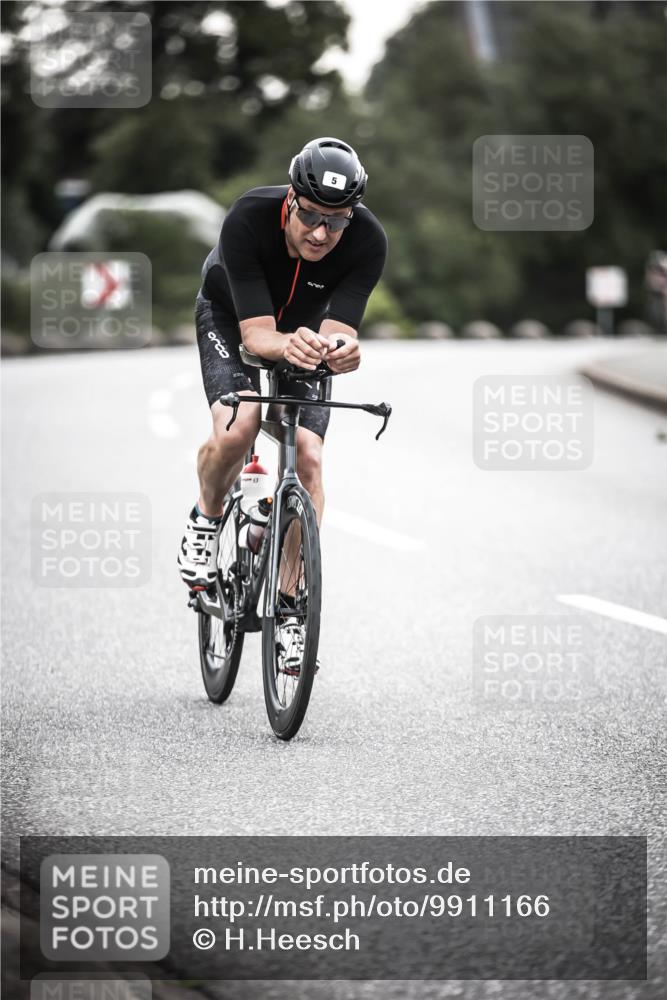 21.06.2026 - 29. Vierlanden-Triathlon H.Heesch http://msf.ph/oto/9911166 21.06.2026 09:37:48 Radfahren 5, 30, 69, 195, 240 meine-sportfotos.de