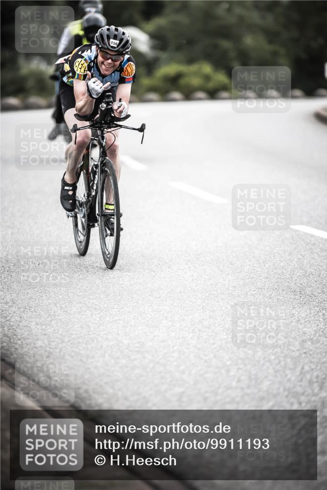 21.06.2026 - 29. Vierlanden-Triathlon H.Heesch http://msf.ph/oto/9911193 21.06.2026 09:37:57 Radfahren 2, 156 meine-sportfotos.de