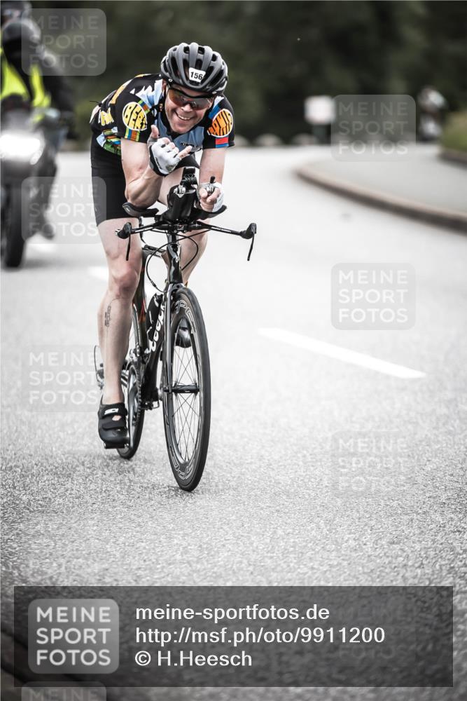 21.06.2026 - 29. Vierlanden-Triathlon H.Heesch http://msf.ph/oto/9911200 21.06.2026 09:37:58 Radfahren 2, 156 meine-sportfotos.de