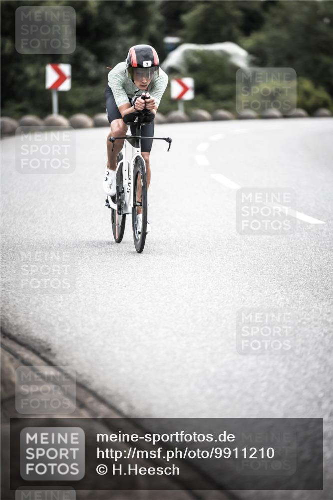 21.06.2026 - 29. Vierlanden-Triathlon H.Heesch http://msf.ph/oto/9911210 21.06.2026 09:38:05 Radfahren 2 meine-sportfotos.de