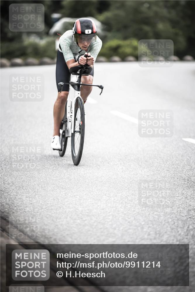 21.06.2026 - 29. Vierlanden-Triathlon H.Heesch http://msf.ph/oto/9911214 21.06.2026 09:38:05 Radfahren 2 meine-sportfotos.de