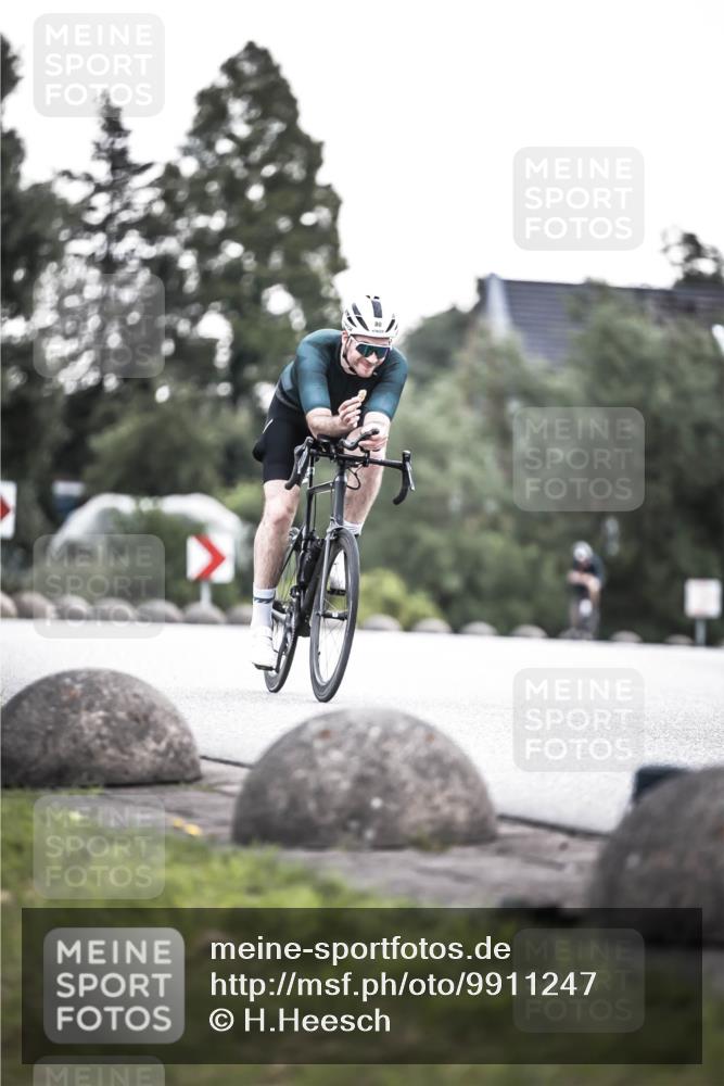 21.06.2026 - 29. Vierlanden-Triathlon H.Heesch http://msf.ph/oto/9911247 21.06.2026 09:39:20 Radfahren 52, 80, 87, 113 meine-sportfotos.de