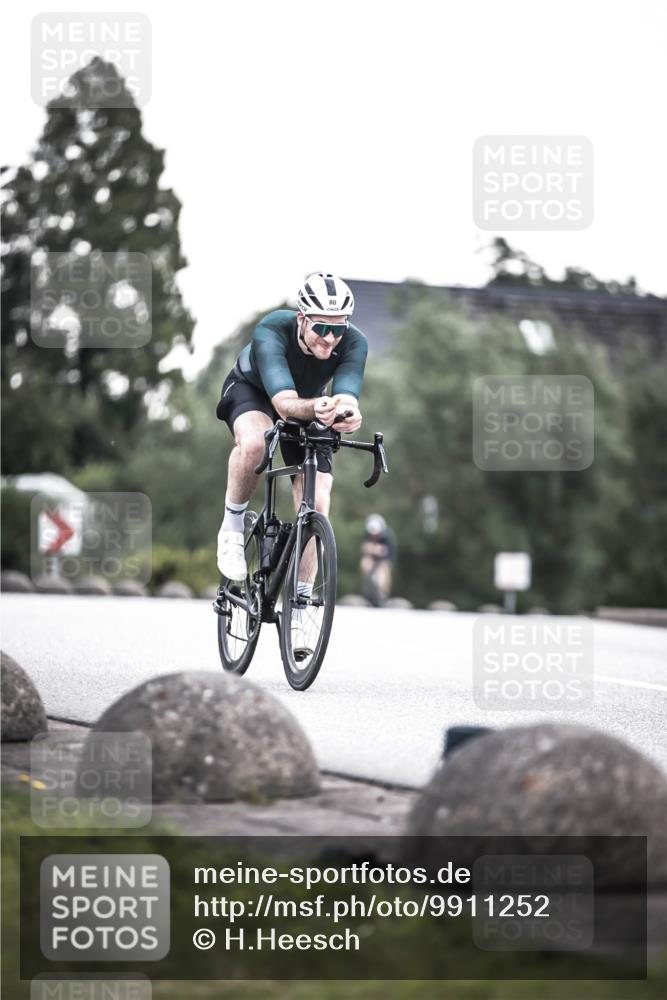 21.06.2026 - 29. Vierlanden-Triathlon H.Heesch http://msf.ph/oto/9911252 21.06.2026 09:39:20 Radfahren 52, 80, 87, 113 meine-sportfotos.de
