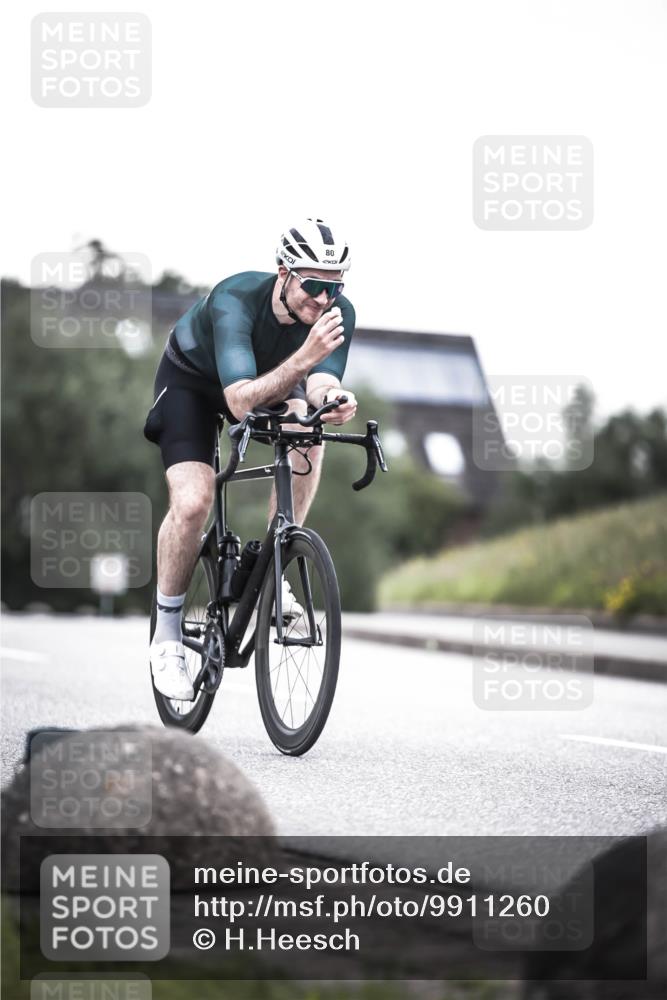 21.06.2026 - 29. Vierlanden-Triathlon H.Heesch http://msf.ph/oto/9911260 21.06.2026 09:39:21 Radfahren 52, 80, 87, 92, 113 meine-sportfotos.de