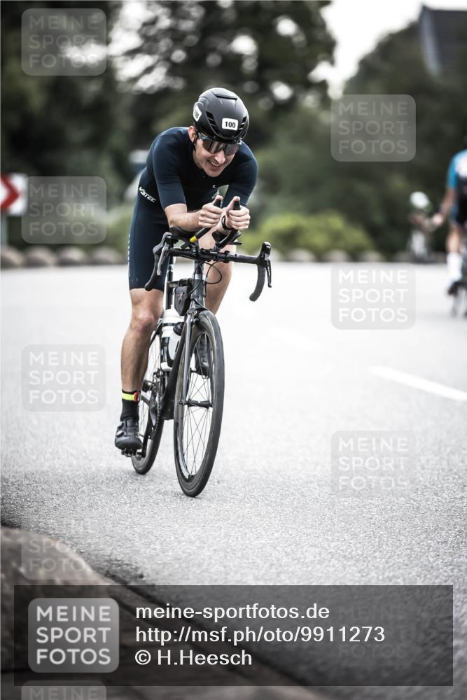 21.06.2026 - 29. Vierlanden-Triathlon H.Heesch http://msf.ph/oto/9911273 21.06.2026 09:39:29 Radfahren 22, 92, 100, 213 meine-sportfotos.de